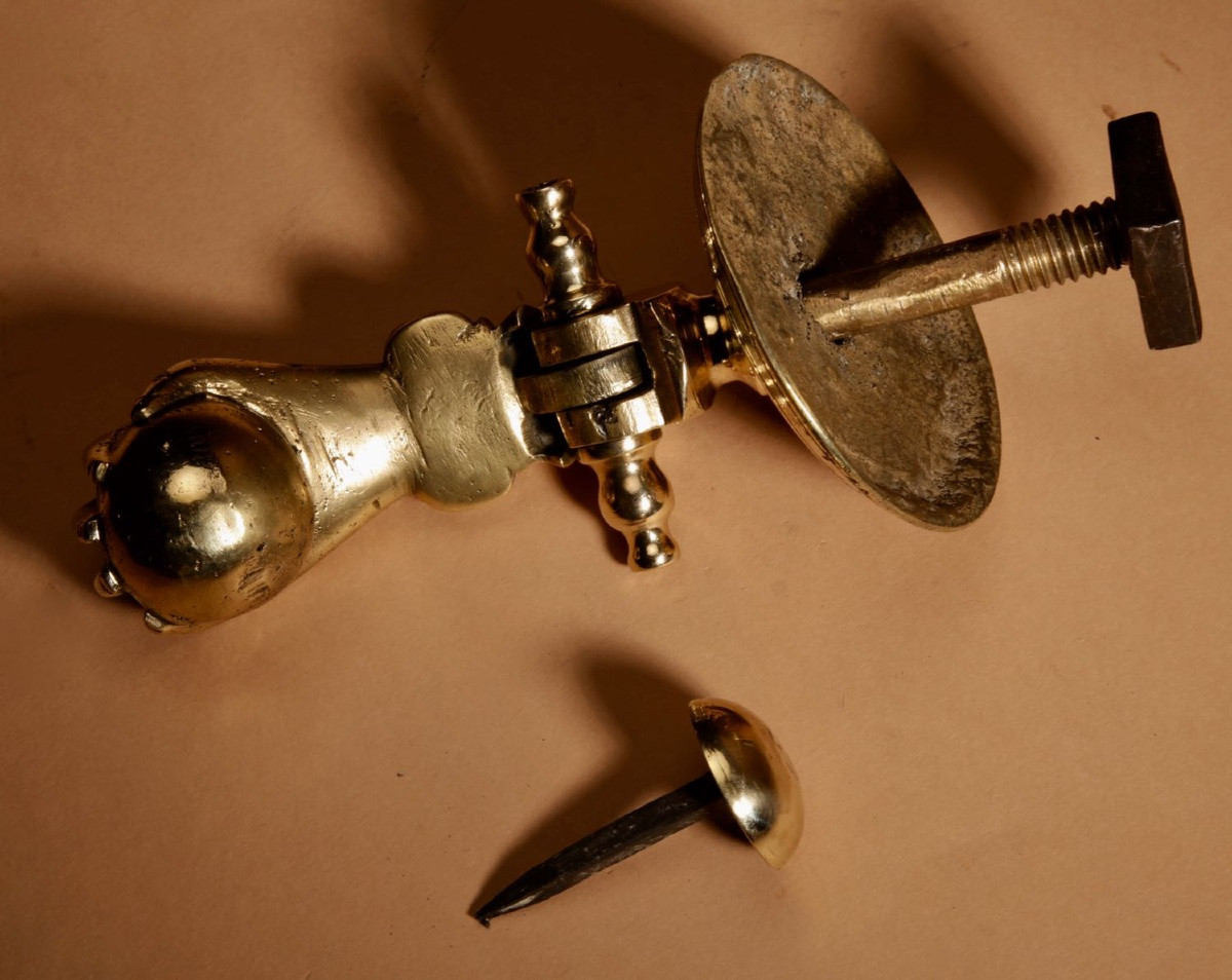 Interesting Large Bronze Door Knocker In The Shape Of A Hand.-photo-3