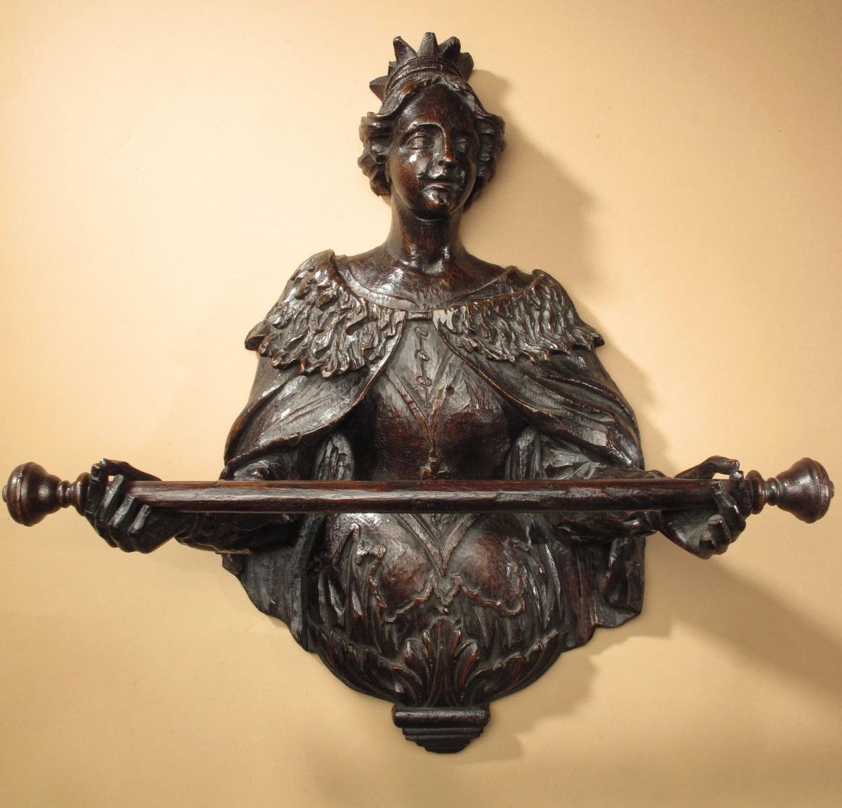 Very  Rare Anglo-dutch Carved Oak Towel - Rail, End Of The 17th Century