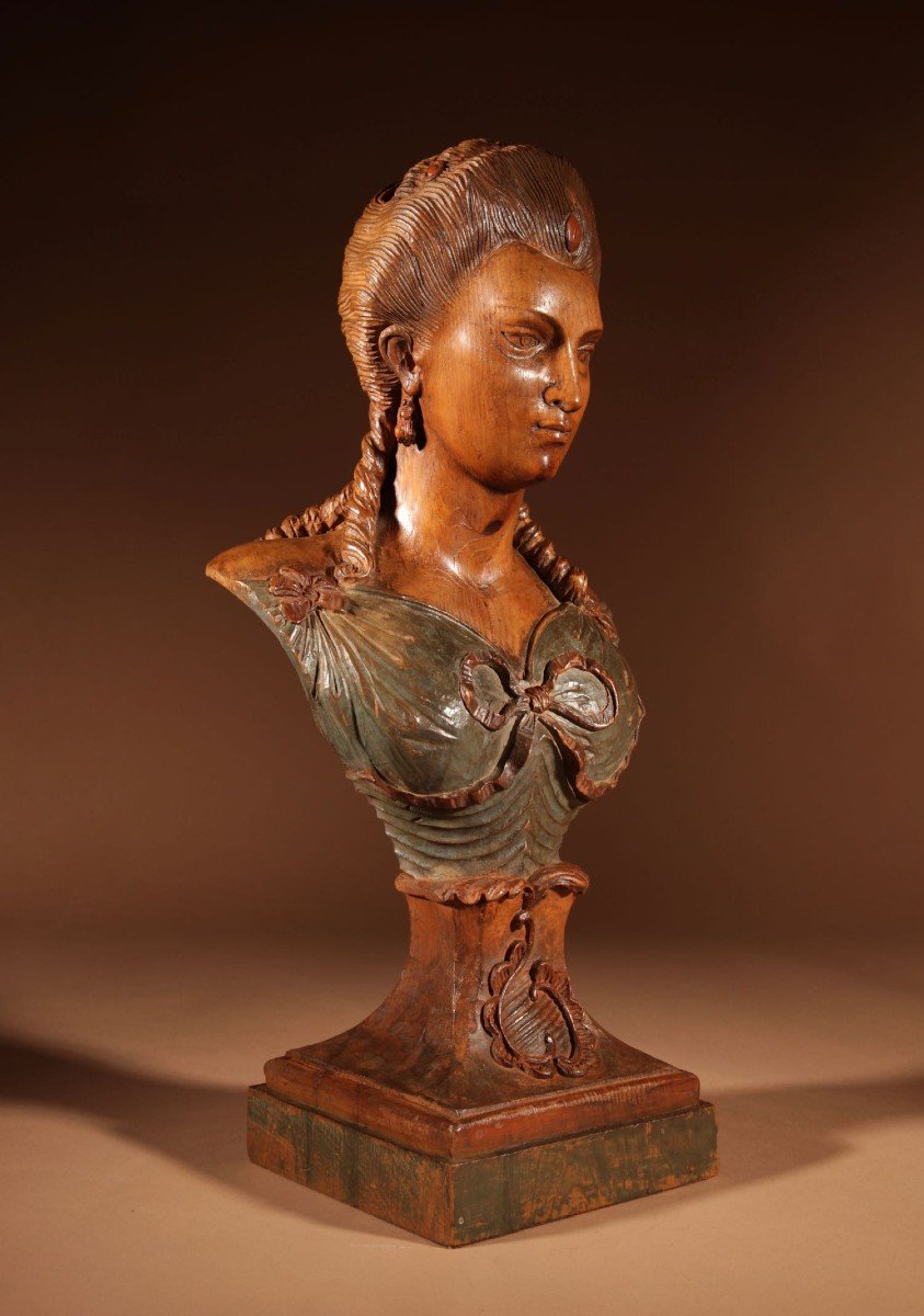 An Excellent Quality Russian Sculpture Of A Bust Wood Carving Of A Noble Lady Circa: 1770-photo-4
