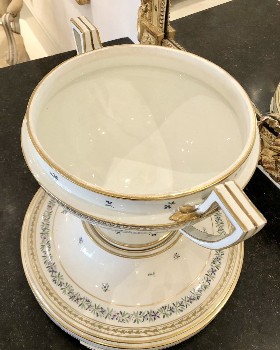 Grande Soupière Sur Piédestal De La Manufacture Royale De Porcelaine De Vienne.-photo-2