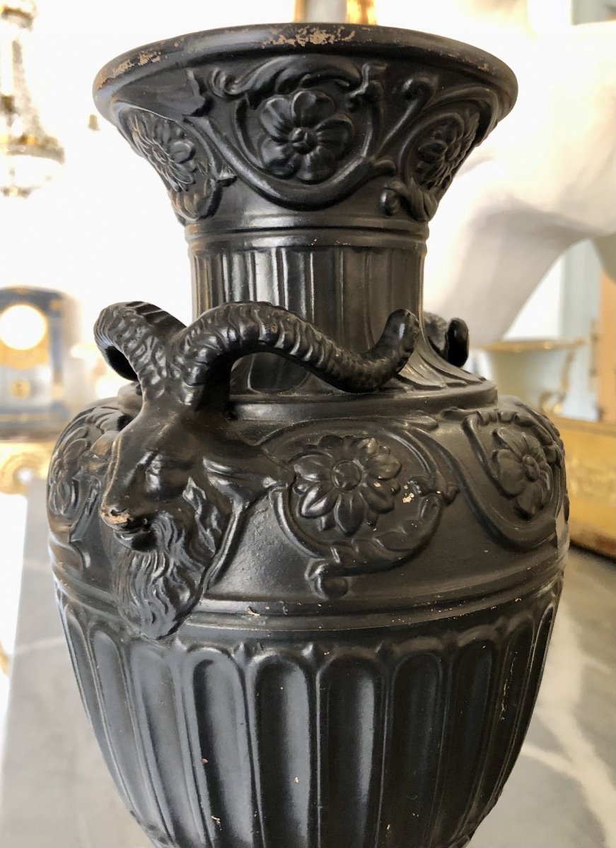 Rare Paire De Vases Néoclassiques De Bohème Du XIXe Siècle En Majolique.-photo-4