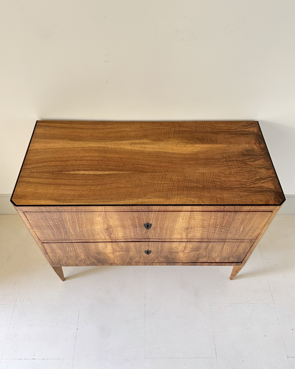 Early  German Biedermeier Commode-photo-3