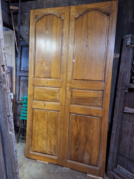 Rare Pair Of 18th Century Elm Doors / Old Double Door 