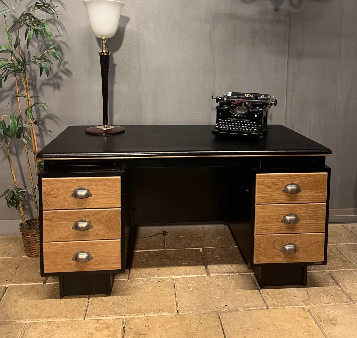 Bureau Vintage Burwood  