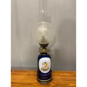 Lampe PÉtrole En Porcelaine  Sèvres Bleu Décor Angelot  Ange 