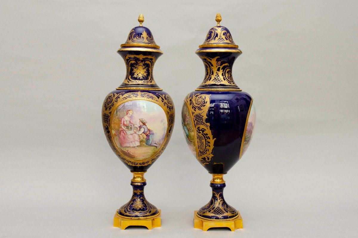 Grande Paire De Vases Balustres Sur Piédouche Montés Sur Bronze Style Sèvres, signé Carelle19e -photo-3