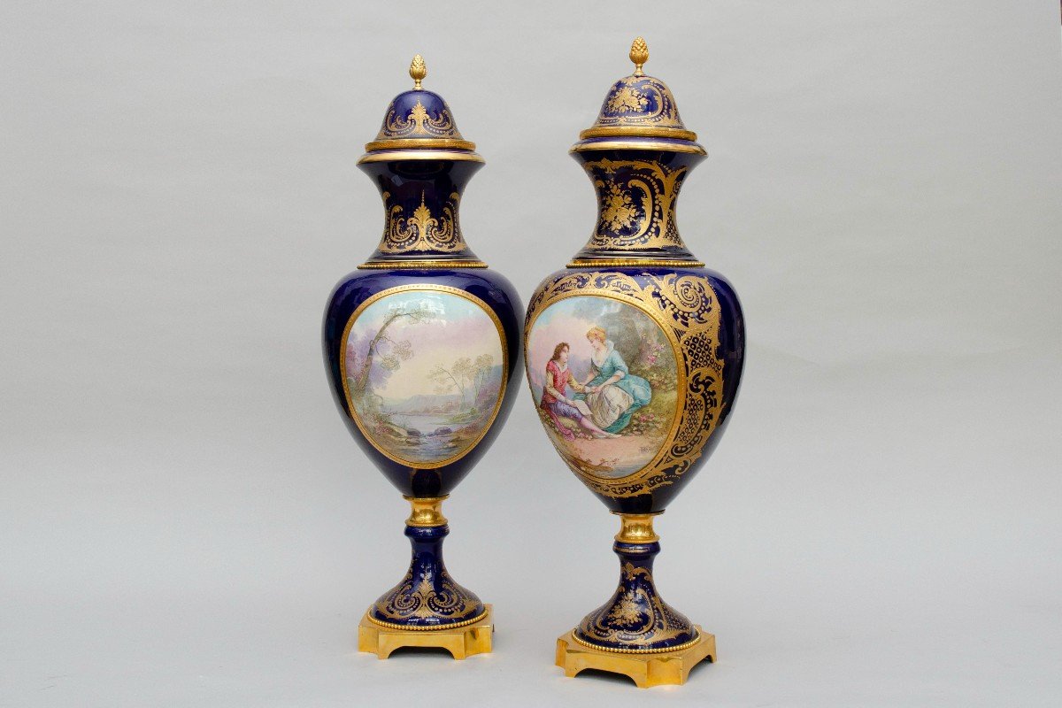 Large Pair Of Baluster Vases Mounted On Bronze, Sèvres Style, Signed Carelle, 19th Century -photo-5