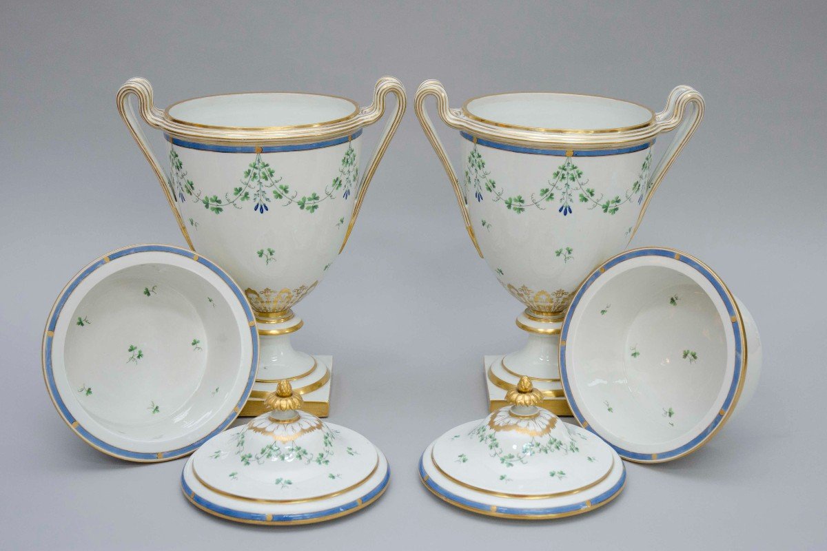 Grande Paire De Rafraîchissoirs En Porcelaine De Vienne 18e Siècle (1783)-photo-2