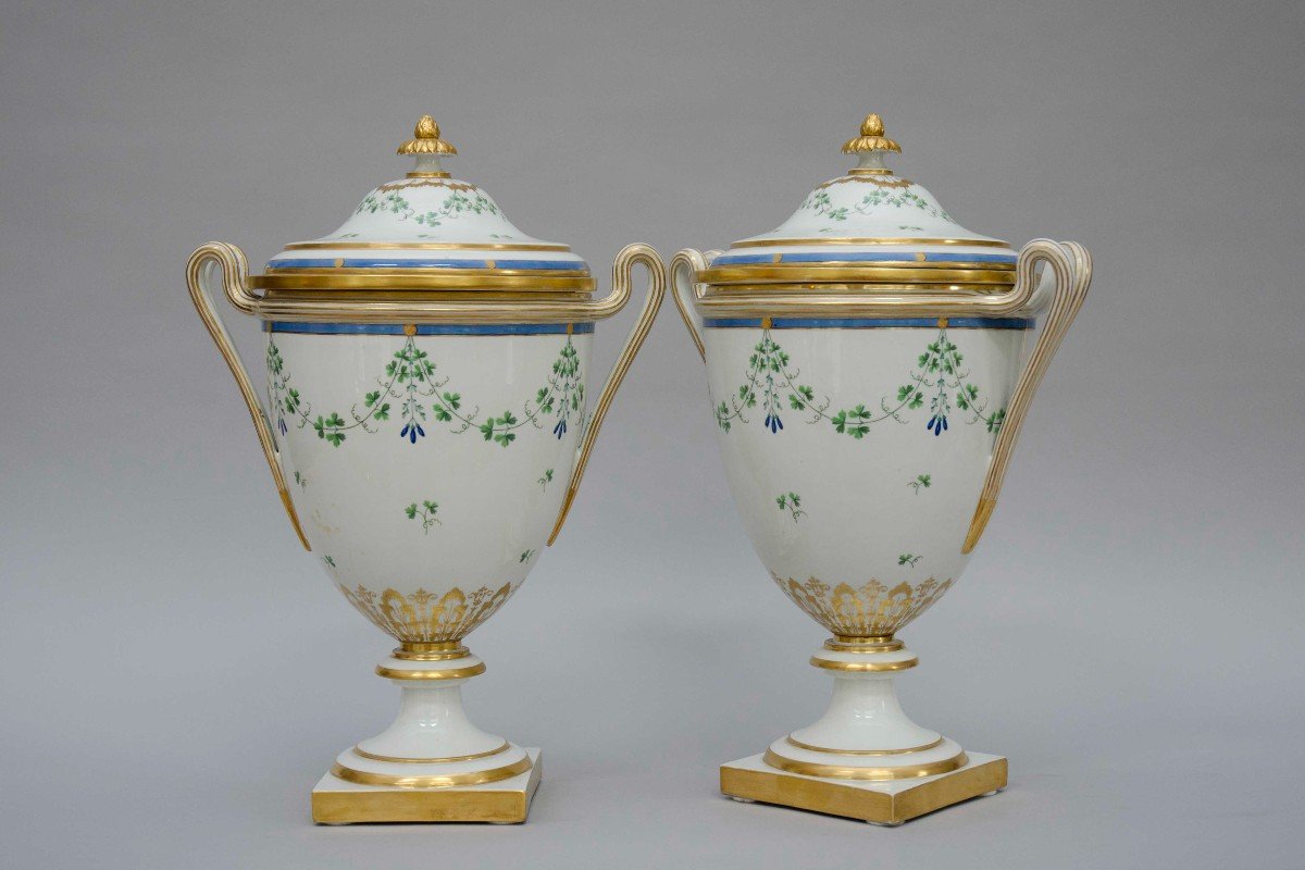 Grande Paire De Rafraîchissoirs En Porcelaine De Vienne 18e Siècle (1783)