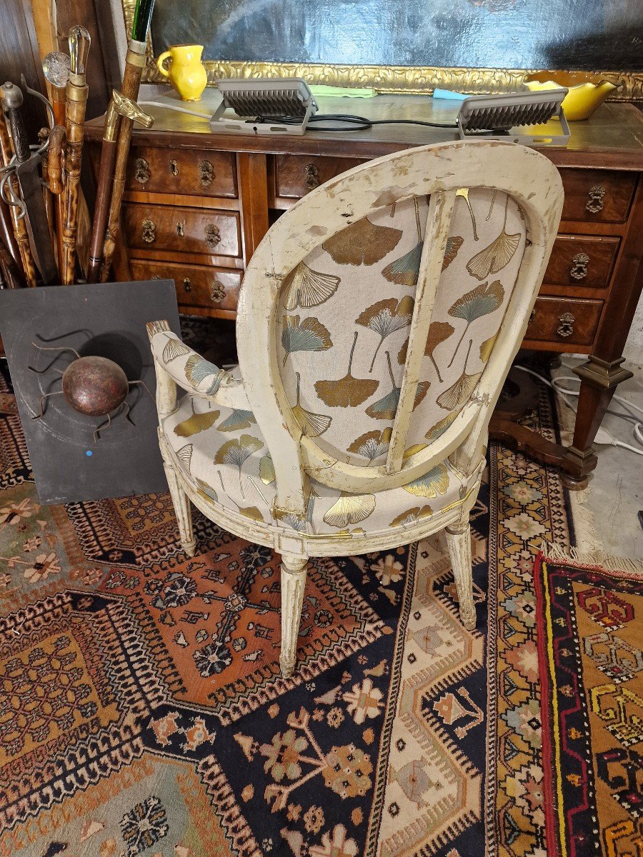 Pair Of Louis XVI Period Medallion Armchairs-photo-2