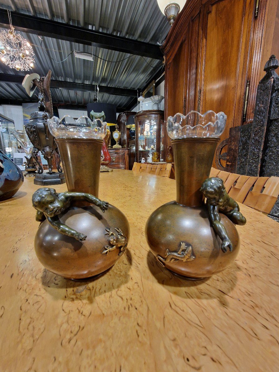 Pair Of Bronze Soliflores Attributed To Ernest Barrias With Their Crystal Vases -photo-2