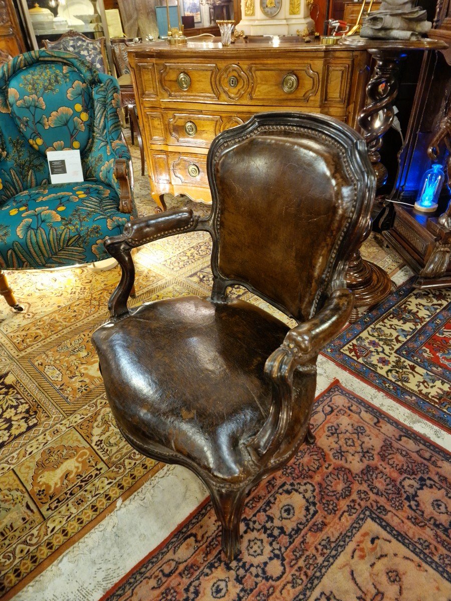 Fauteuil Louis XV En Cuir