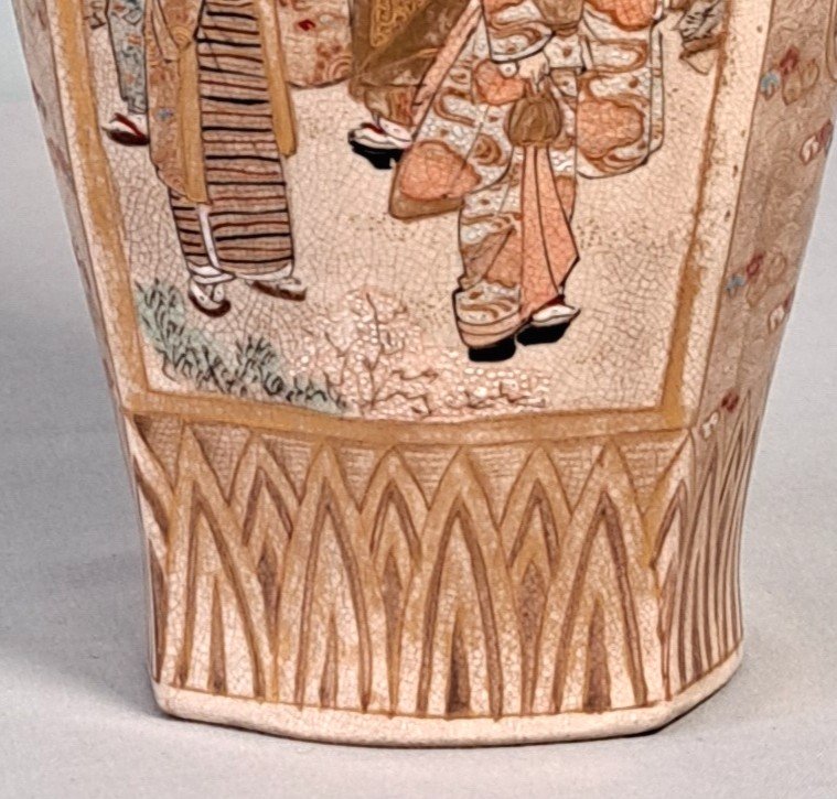 Satsuma: Japanese Vase With Romantic Decors.-photo-6