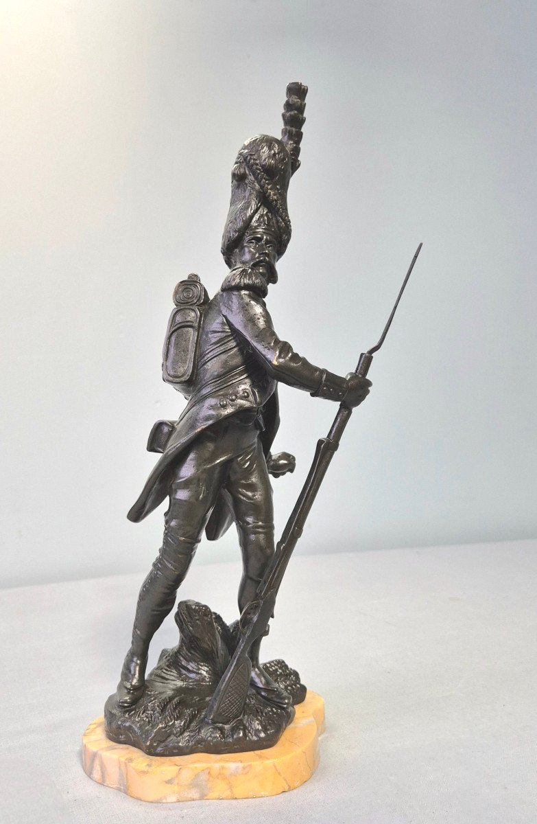 Grognard / Triumphant Grenadier: Mandrassi Bronze.