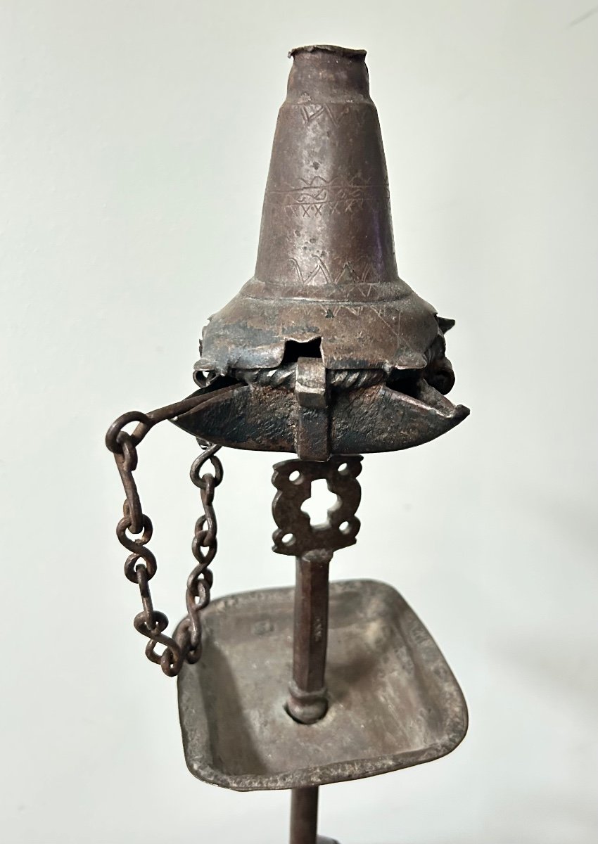 Large Tallow Lamp With Four Nozzles In Wrought Iron, Haute Epoque-photo-2