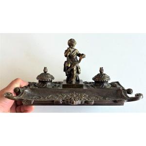 Encrier En Bronze Au Putti écrivain