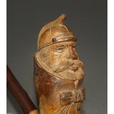 Grande Pipe d'Art Populaire En Bois Sculpté 19ème Au Pompier