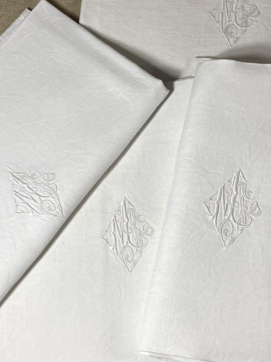 Set Of 24 Monogrammed Napkins  -photo-1