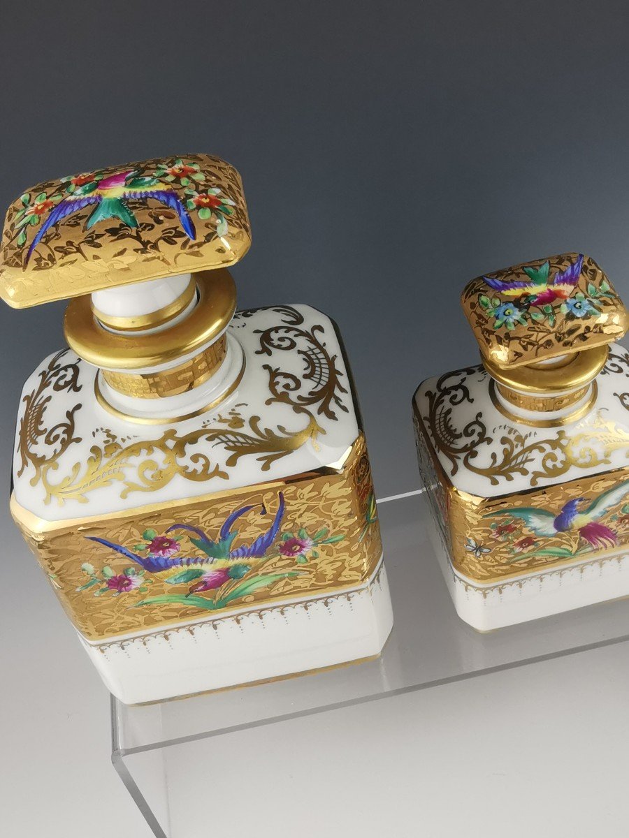 C. Le Tallec - Perfume Bottles And Dresser Box - "oiseaux Polychromes Sur Or Mat" -photo-2