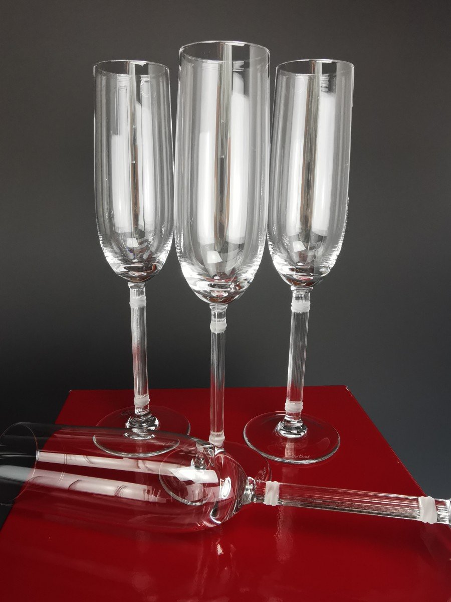 CARTIER - modèle "MUST" - Ensemble de 12 Flûtes à Champagne en cristal-photo-4