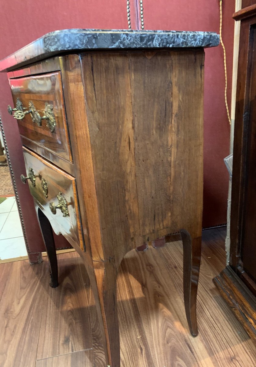 18th Century Chest Of Drawers -photo-4