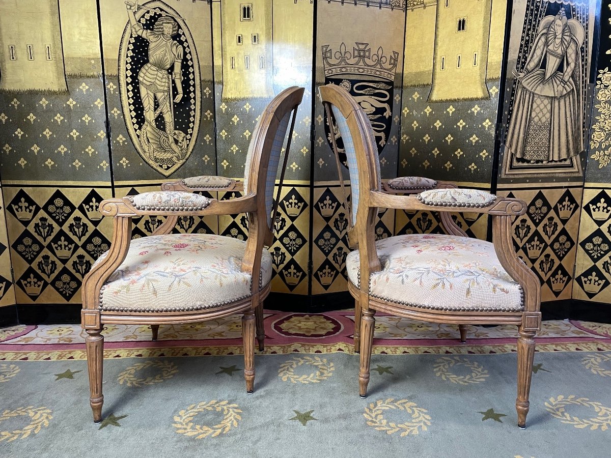 Pair Of Louis XVI Cabriolet Armchairs-photo-4