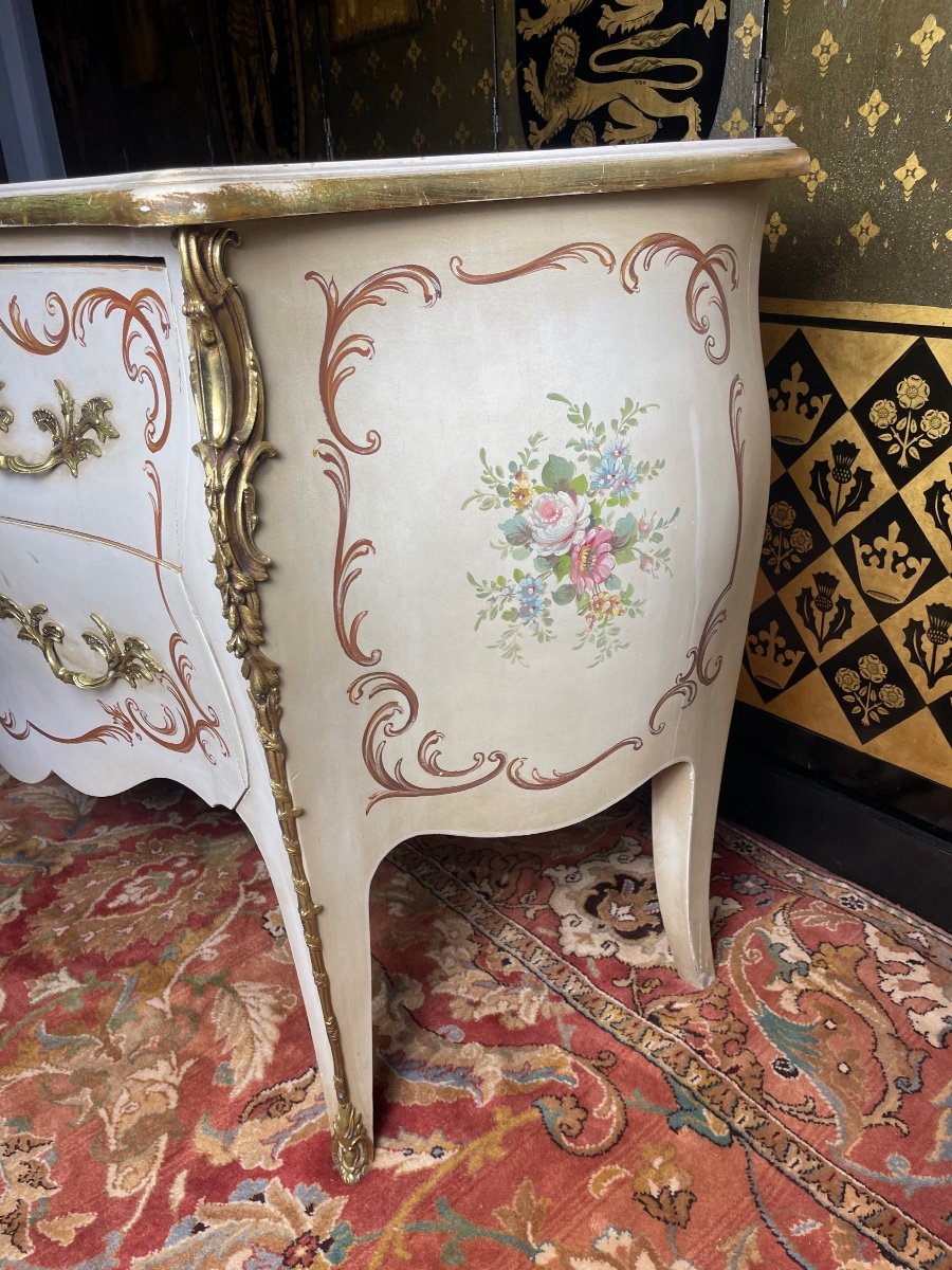 Commode De Style Louis XV En Bois Peint -photo-4