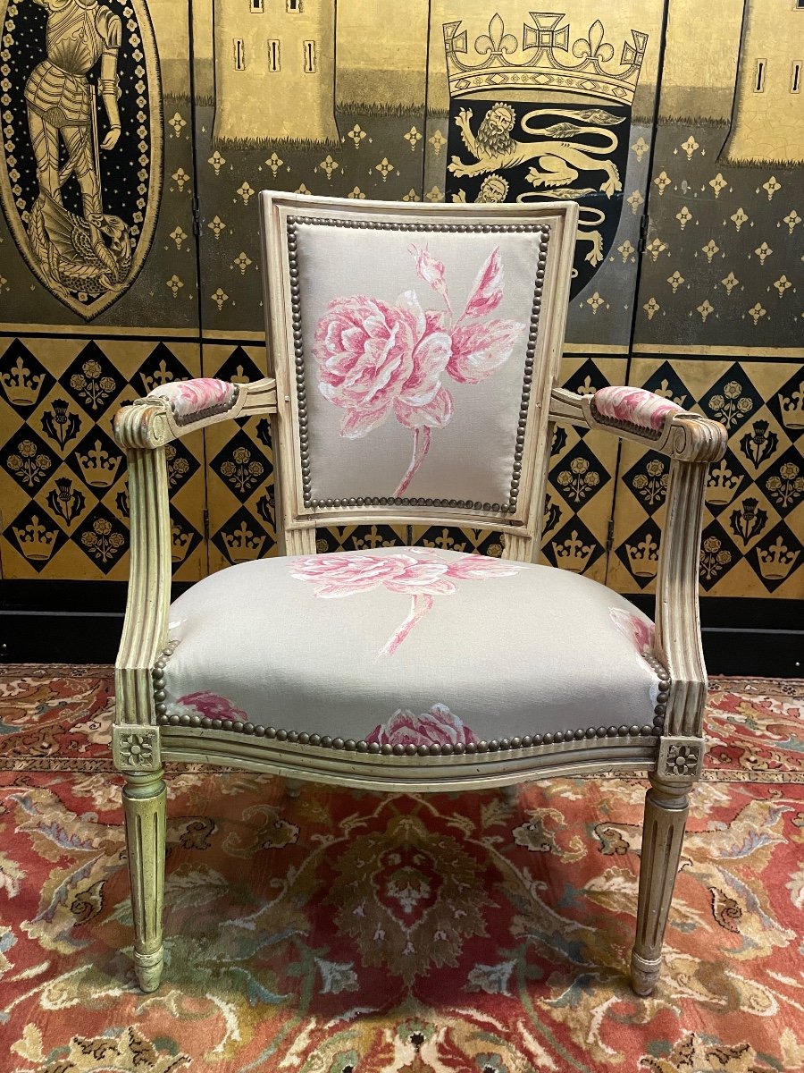 Fauteuil De Style Louis XVI