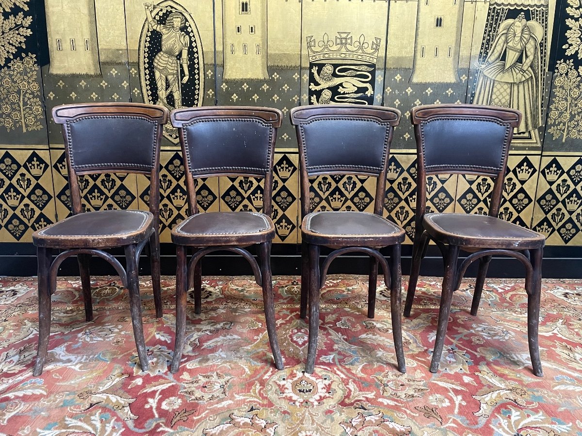 Suite De 4 Chaises De Bistrot Kohn Pas Thonet