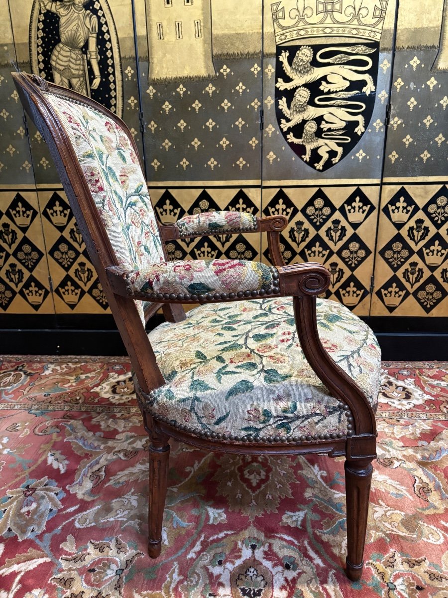 Fauteuil époque Louis XVI -photo-3