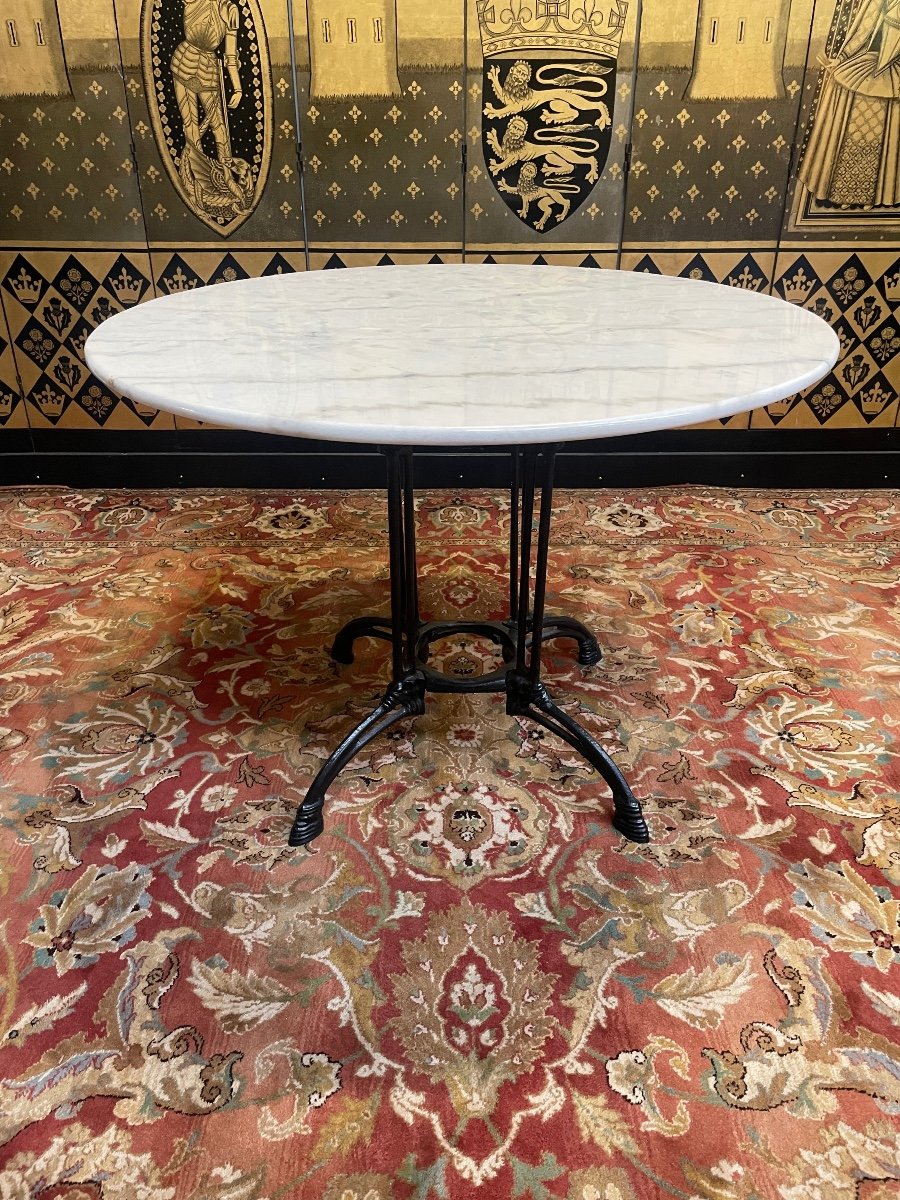 Round Bistro Table In Cast Iron And Marble 