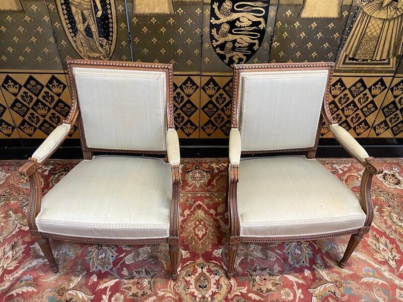 Paire De Fauteuils De Style Louis XVI-photo-4