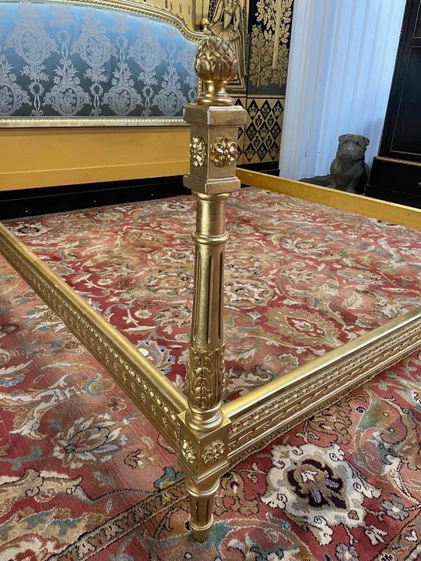 Louis XVI Style Bed In Gilded Wood And Silk -photo-3