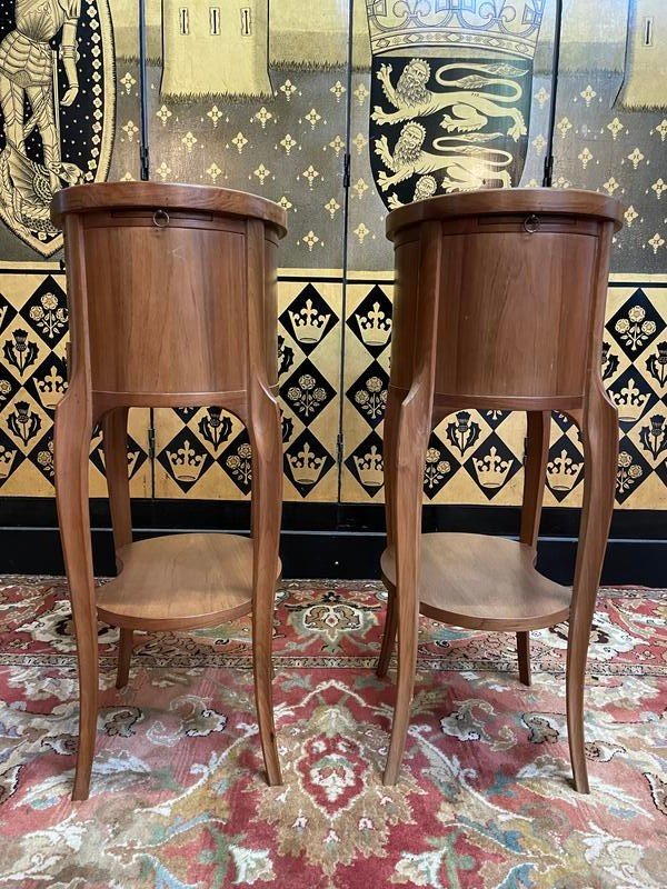 Pair Of Louis XV Style Bedside Tables - Transitional Walnut -photo-1