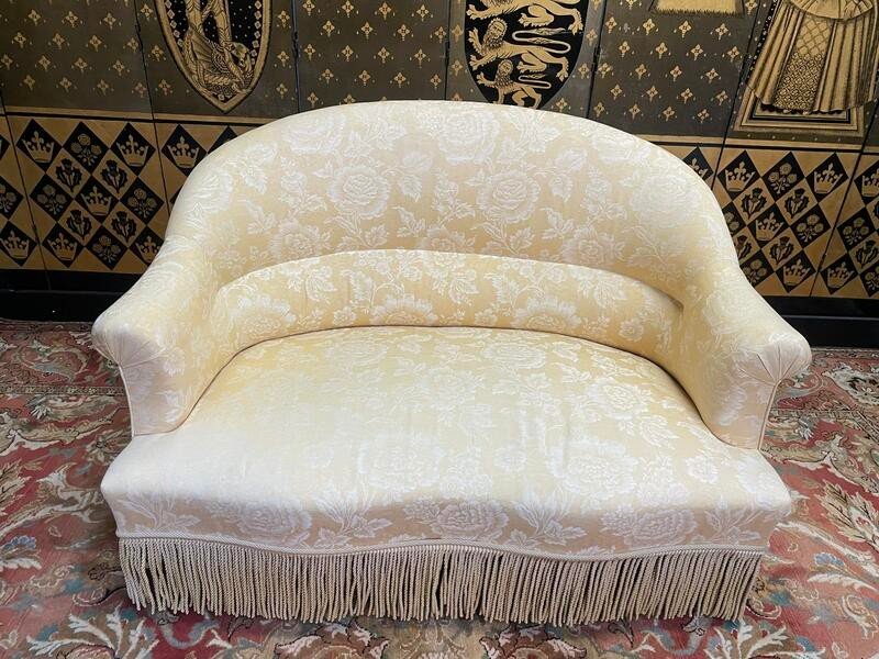 Napoleon III Style Toad Sofa-photo-2