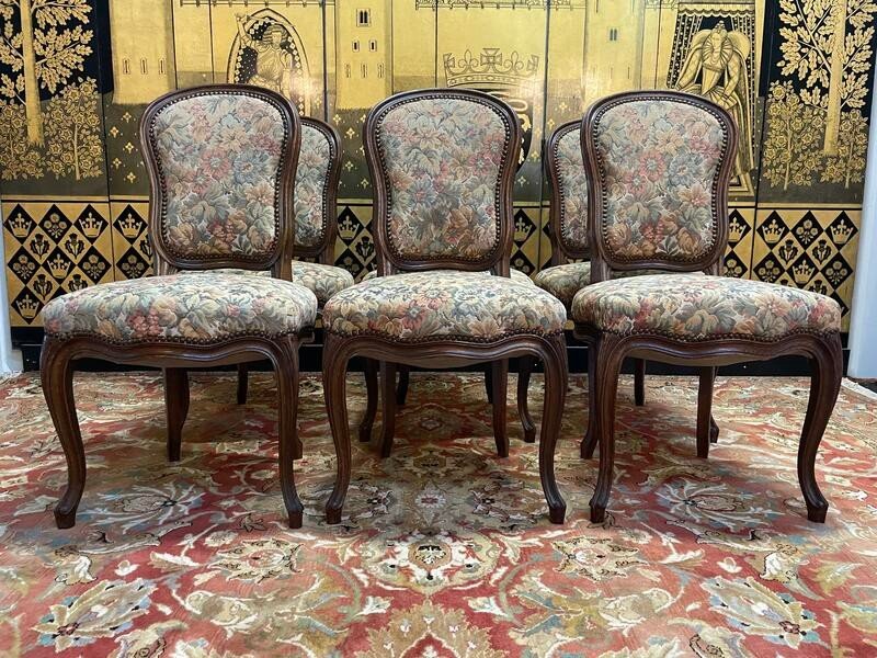 Set Of 6 Louis XV Style Oak Chairs 