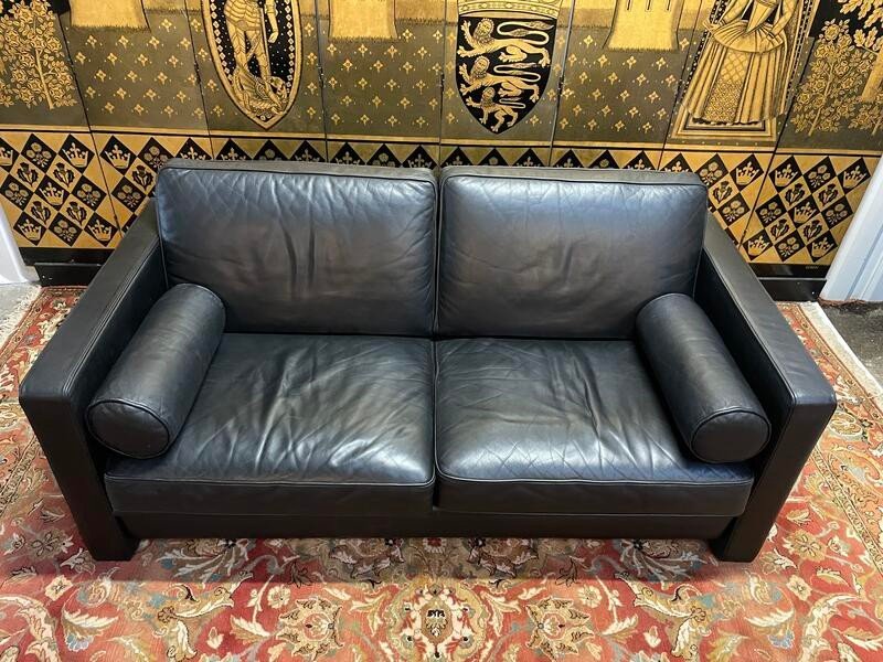 1980 Swann Walnut Leather Sofa-photo-1