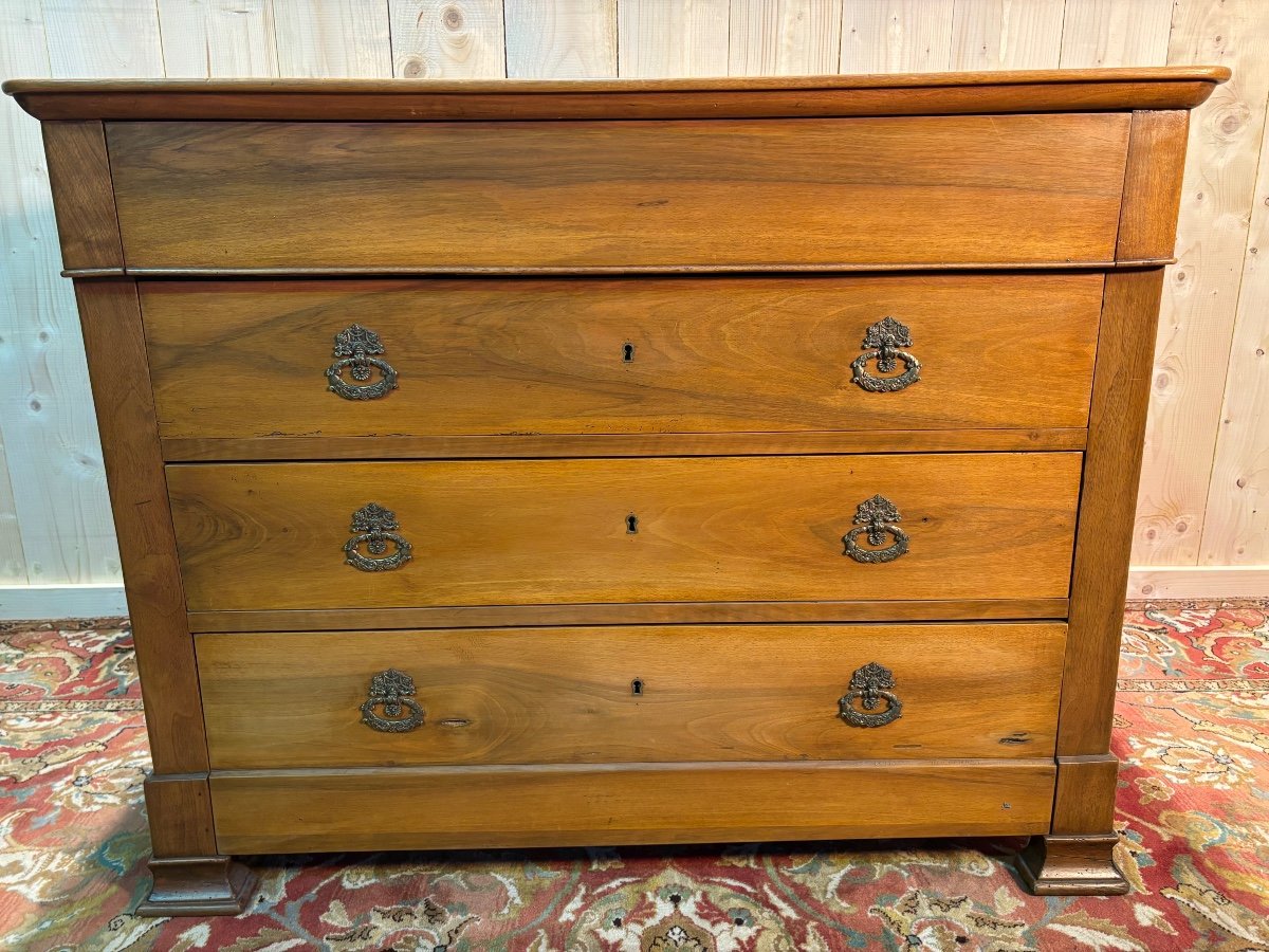 Louis Philippe Chest Of Drawers In Blond Walnut-photo-2