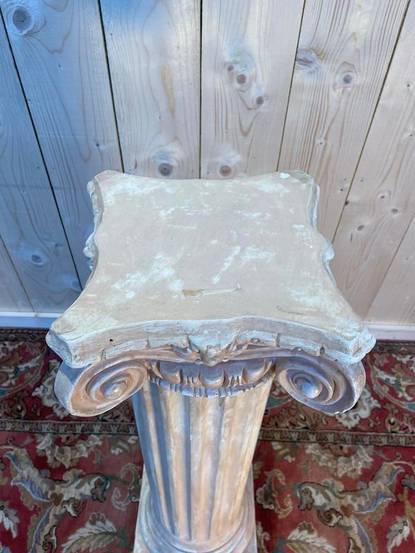 Plaster Corinthian Presentation Stand Or Column -photo-2