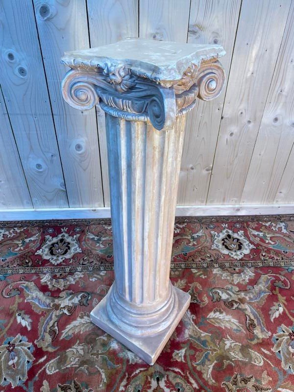 Plaster Corinthian Presentation Stand Or Column -photo-4