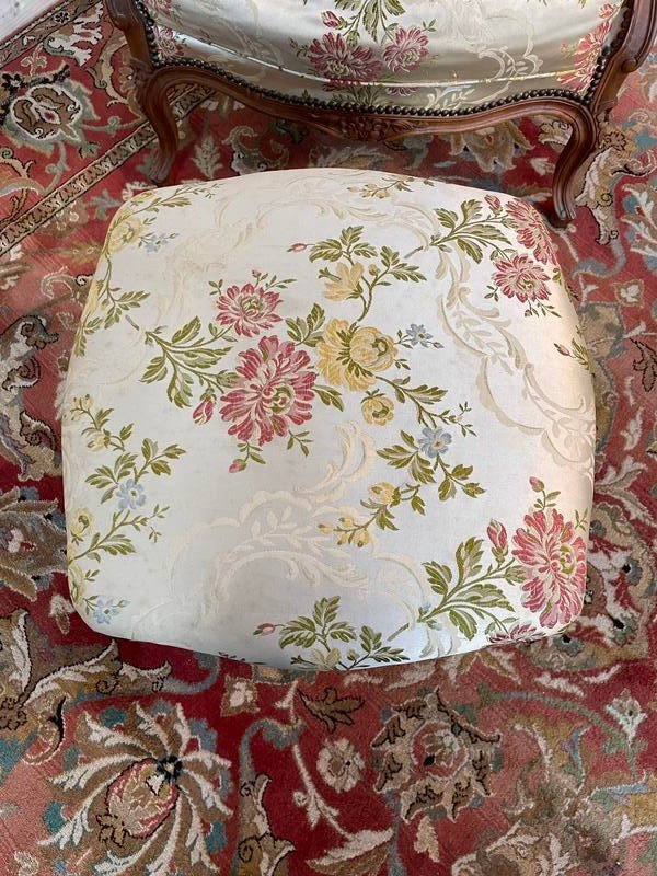 Louis XV Style Bergère And Footrest -photo-1