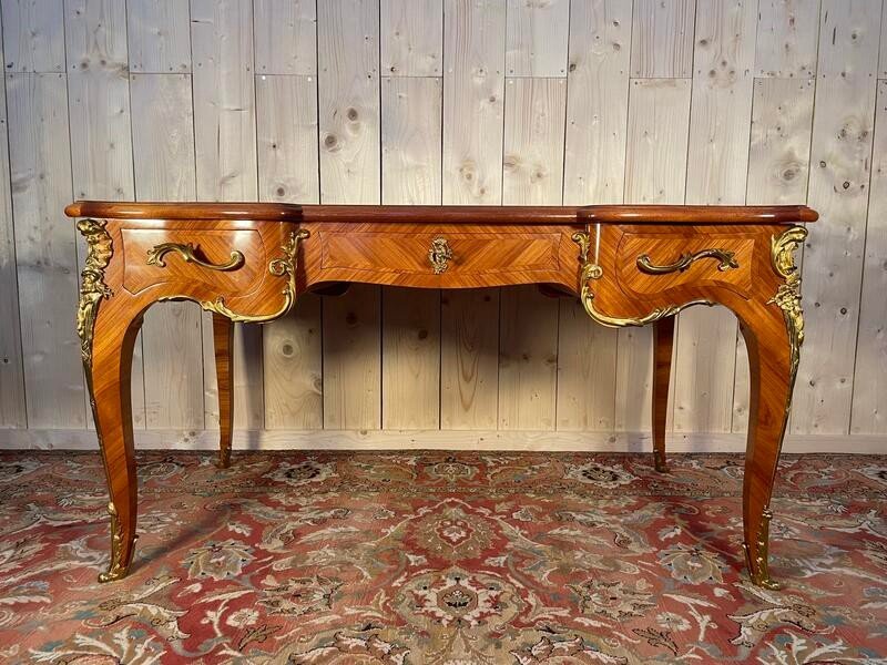 Louis XV Style Mid-range Desk-photo-1