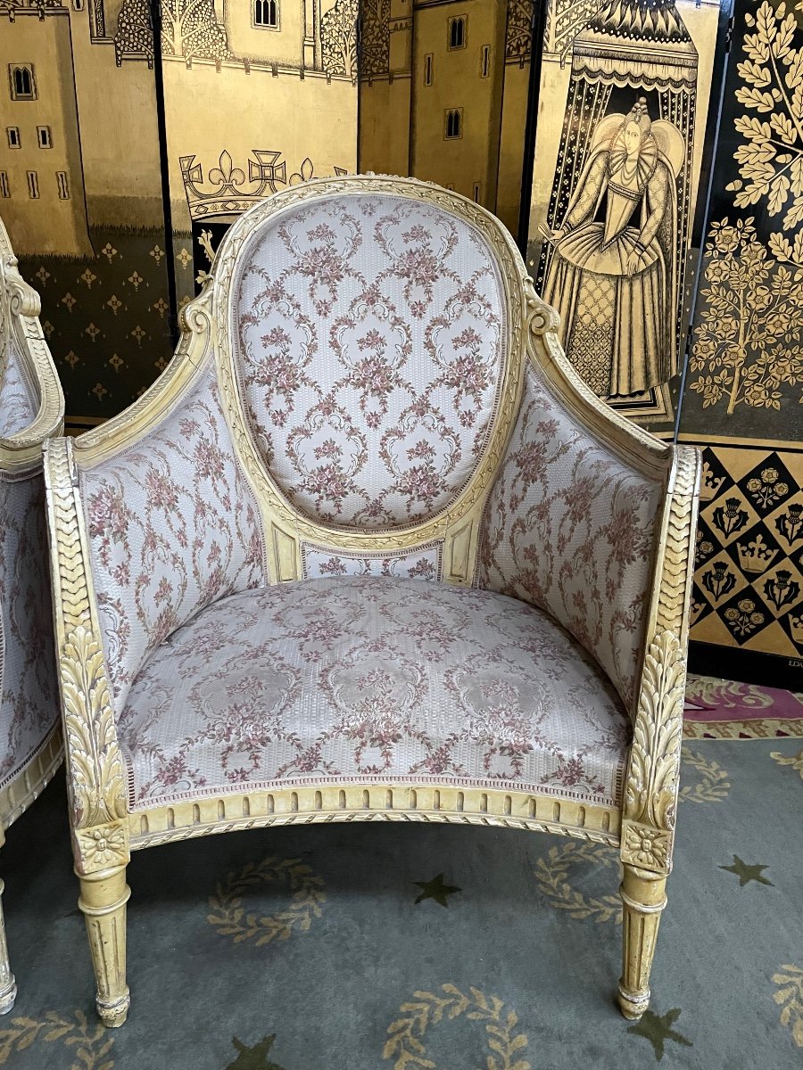 Paire de fauteuils bergères de style Louis XVI -photo-2