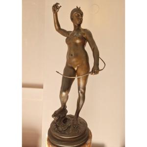 "diane Chasseresse Tirant à l'Arc " Très Beau Bronze Par Alexandre Falguiére. 