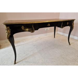 élégant Bureau Plat Laqué Noir De Style Régence Par Mailfert (1884-1943)