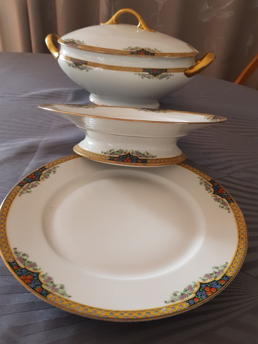 Porcelaine De Limoges – Art De  La Table  – 1ère Moitié Du XXème Siècle.-photo-2