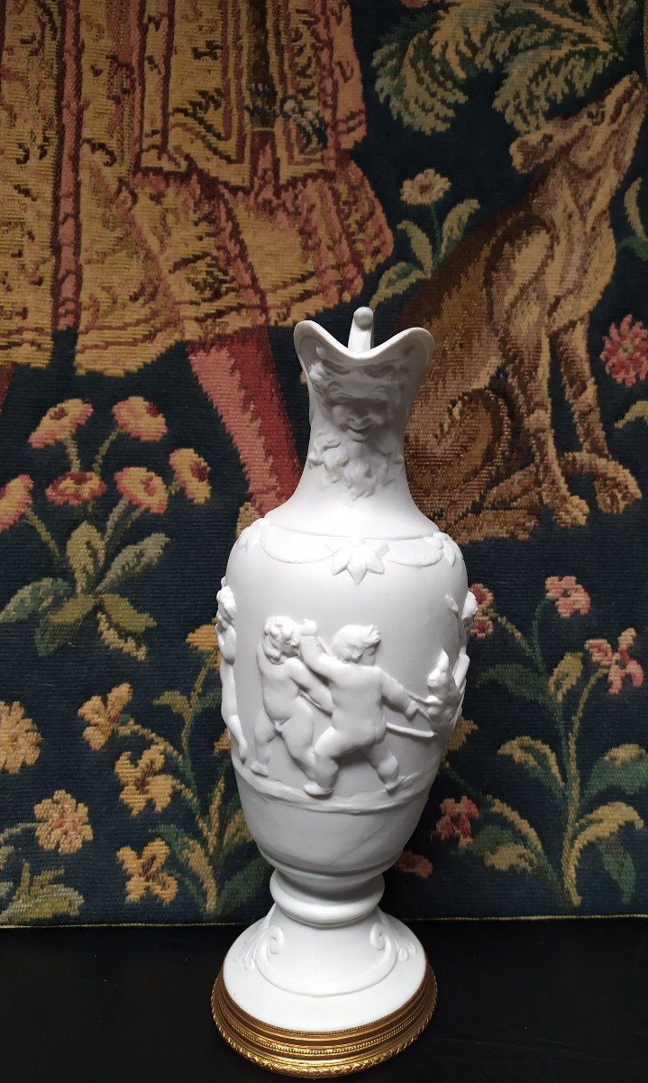  Biscuit - Jug-shaped Drinking Jug With A Bacchus Theme - 20th Century.-photo-2