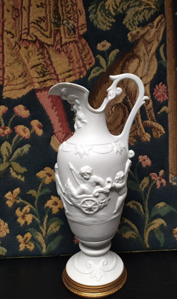  Biscuit - Jug-shaped Drinking Jug With A Bacchus Theme - 20th Century.