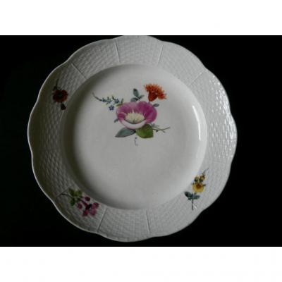 Meissen Porcelain Plate - Eighteenth