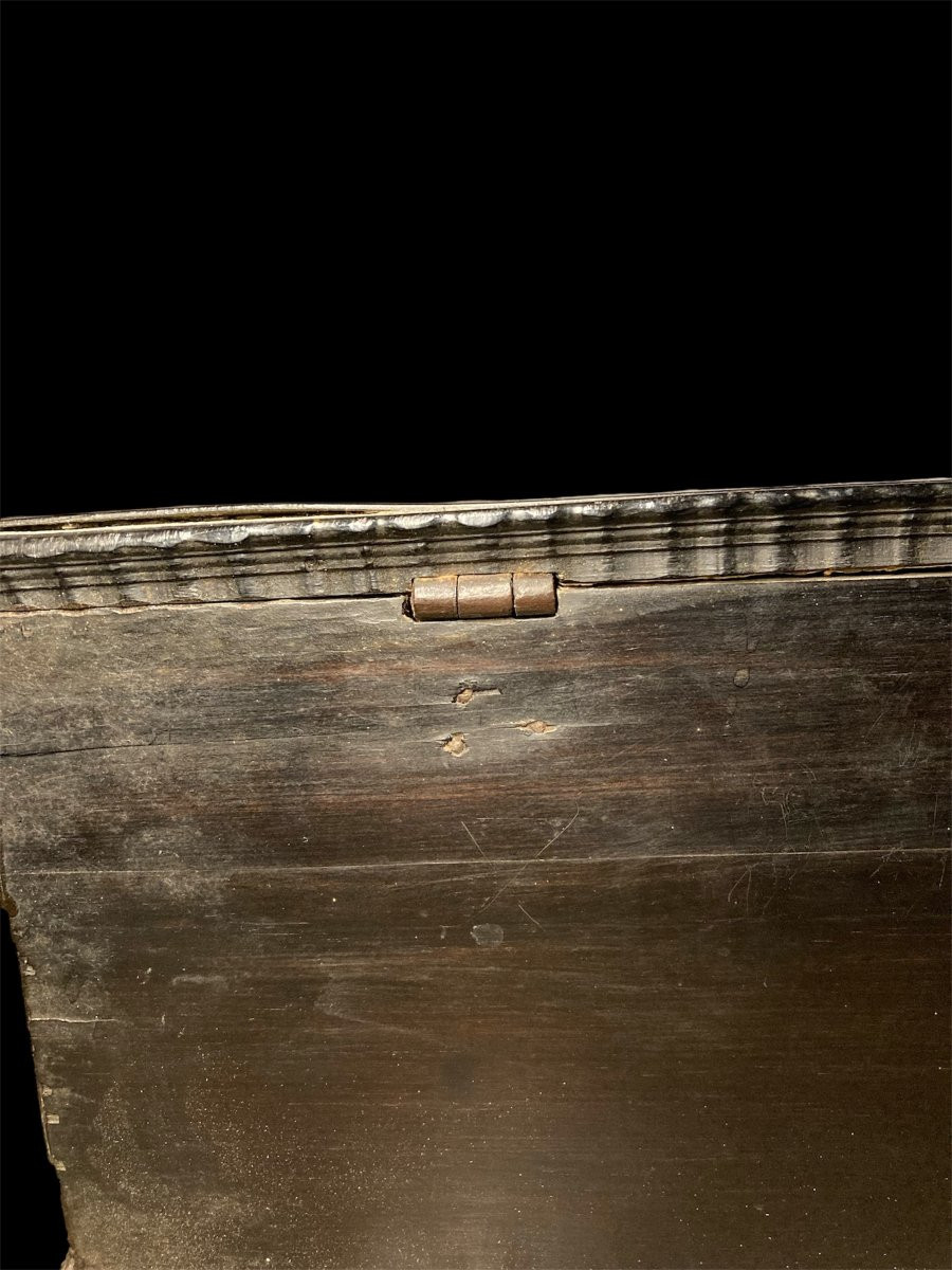 17th Century - Central Italy - Ebony Veneered Travel Desk-photo-1